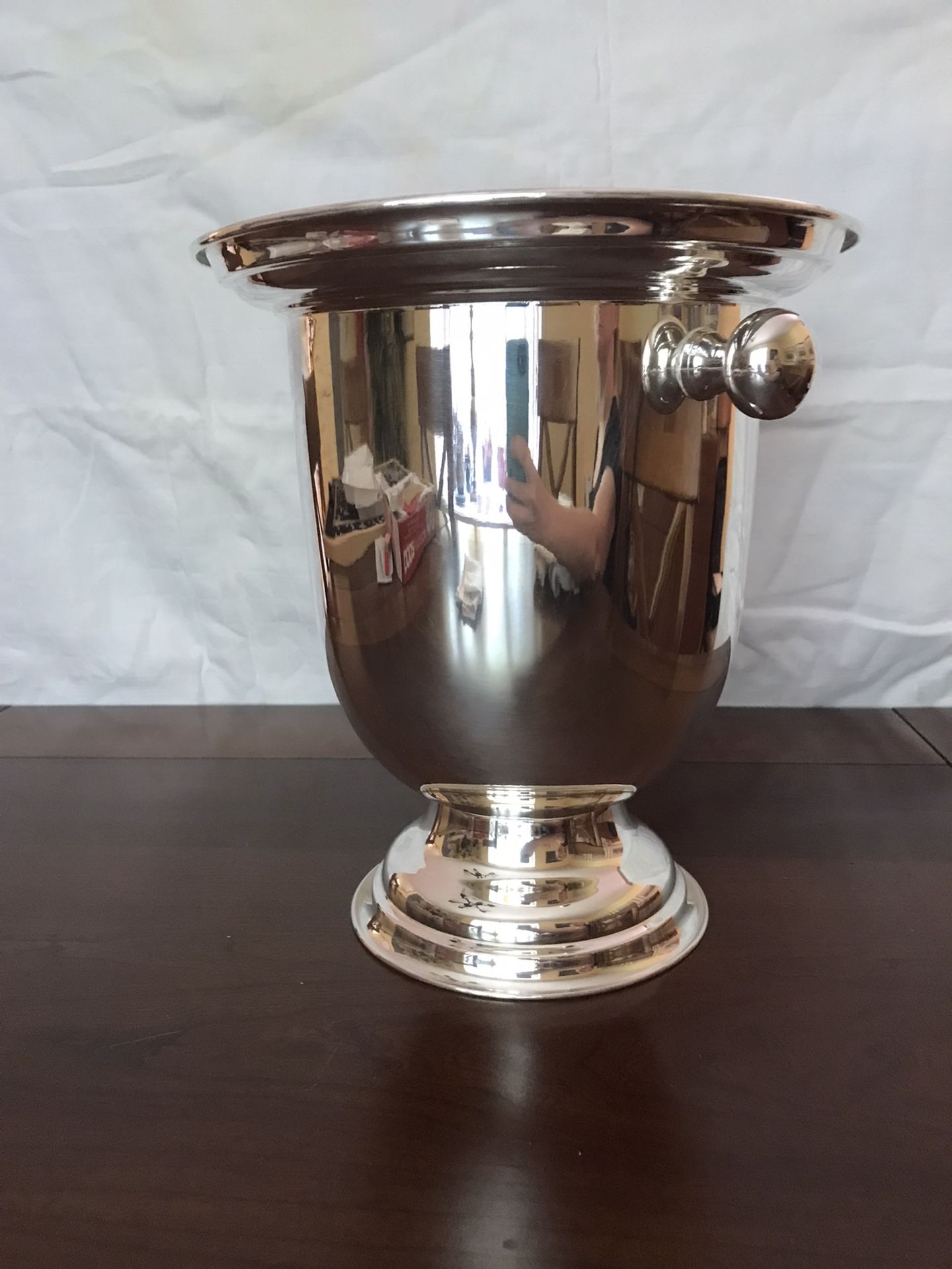 Portery barn hotel Champagne Bucket