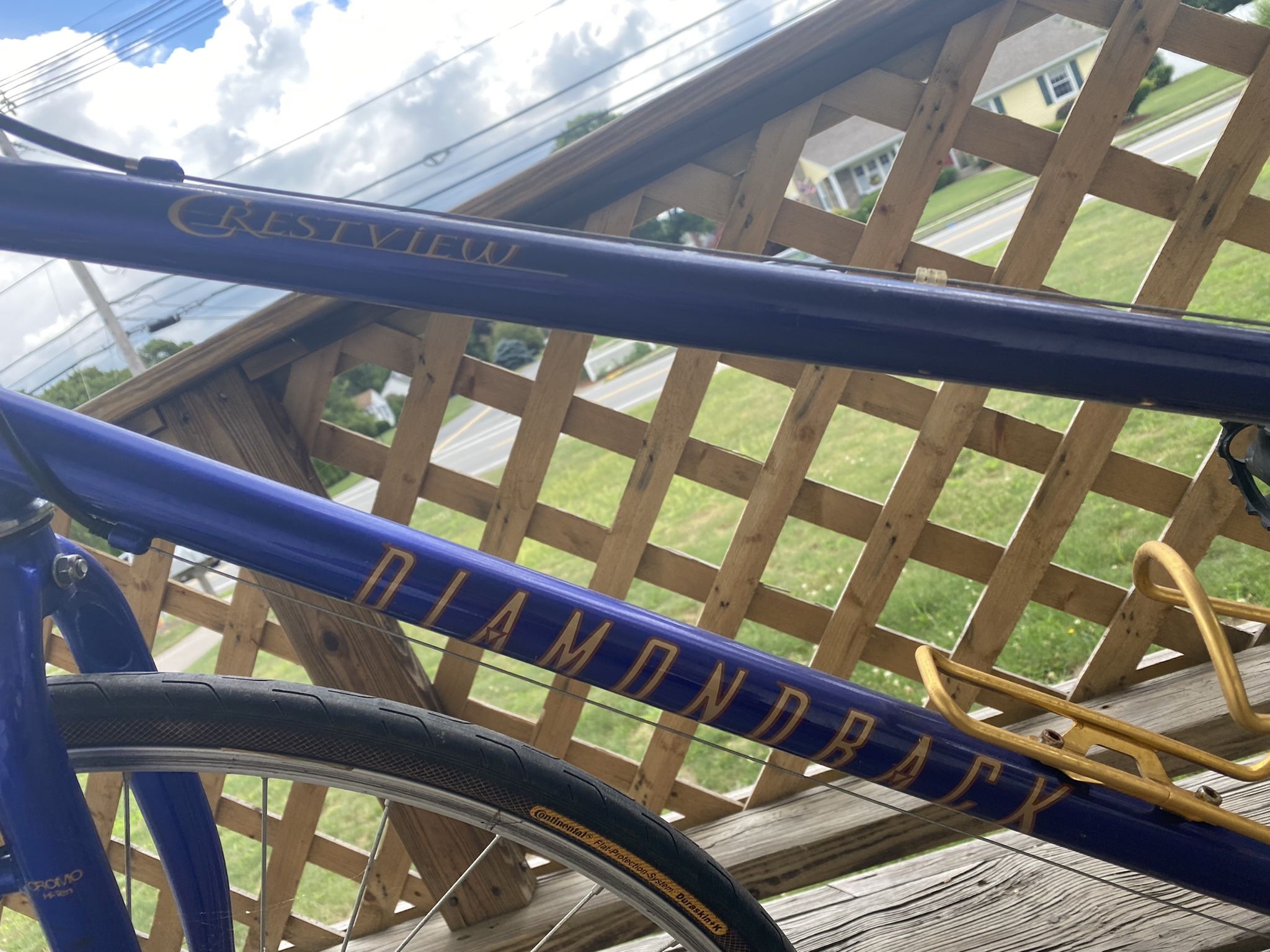 Diamondback Crestview woman's 21-speed road bike