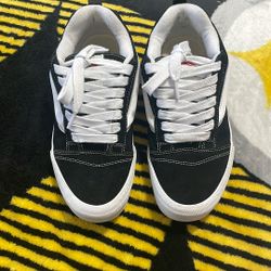 Vans New Skool