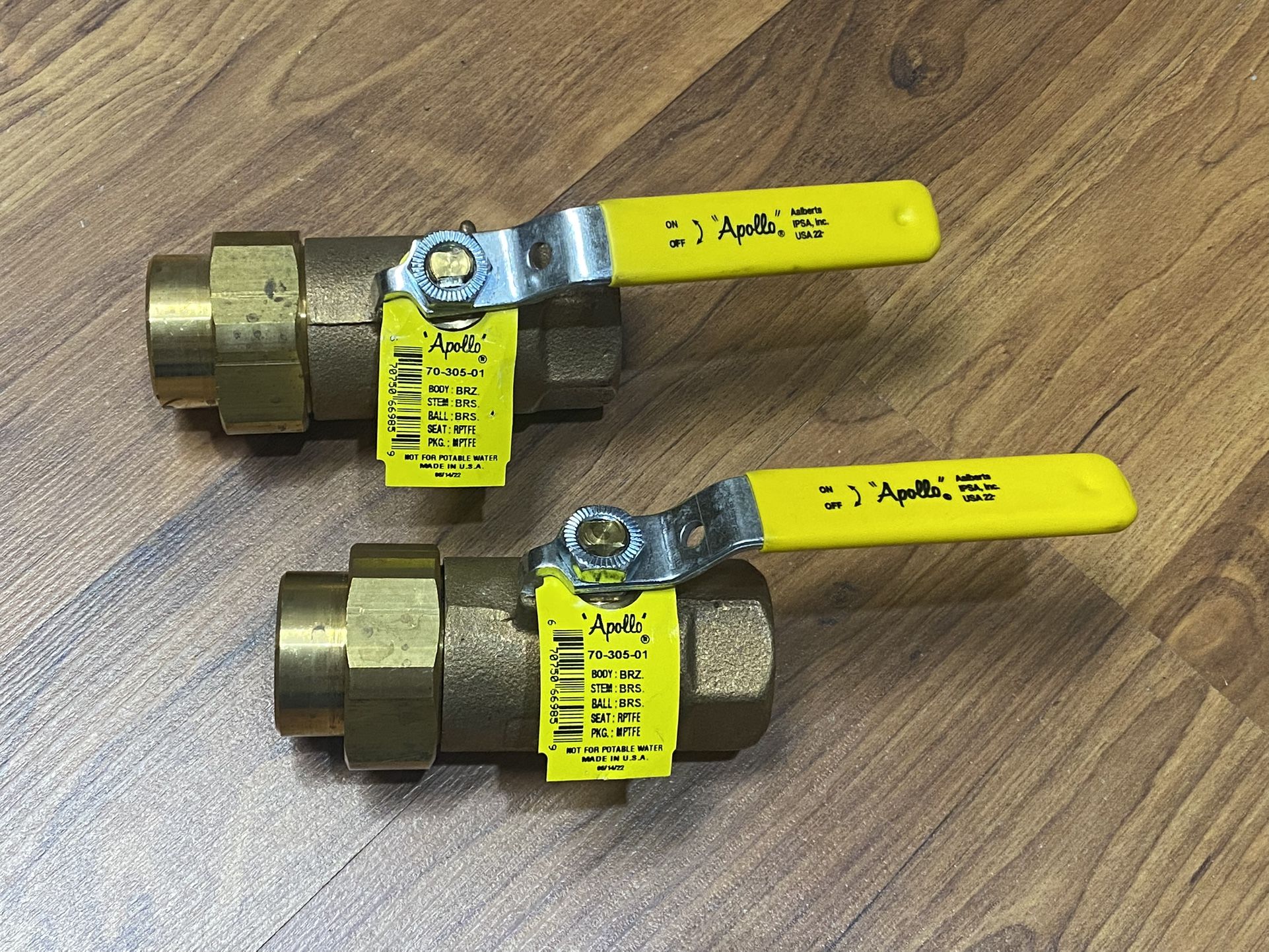 Apollo Brass Ball Valves 1” Threaded 70-305-01 Brand New! 