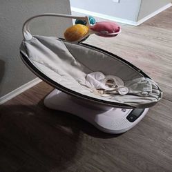 Infant Swing – Plush and Snug for Your Baby’s Relaxation until project