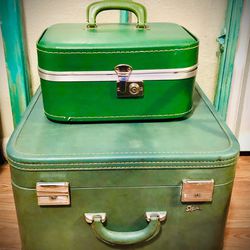 Vintage turquoise & Green Luggage