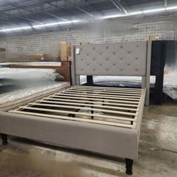 Queen size bed