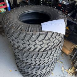 Nitto Tires Trail Grappler 37/12.5/17 Set 4