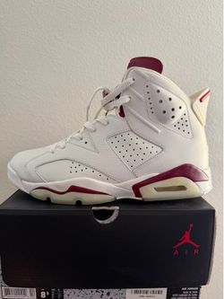 Jordan 6 Retro Maroon Size: 8.5 Men’s VNDS (Worn Once)