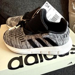 Brand New Kids Adidas 