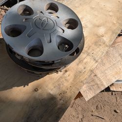 Toyota tundra center caps