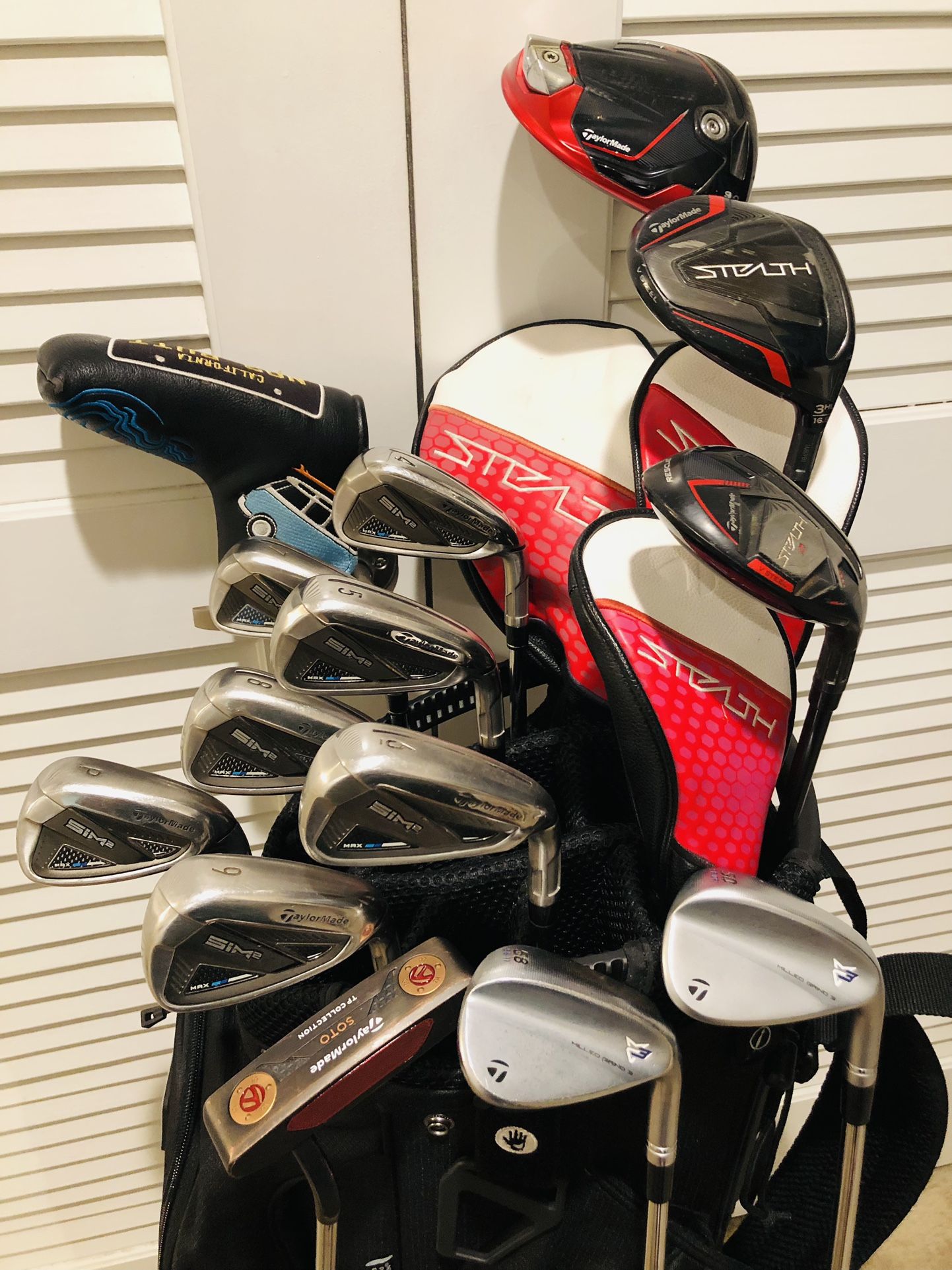 Taylormade Sim2 Max Golf Set Irons 4-PW with Taylormade Stealth 2 Driver