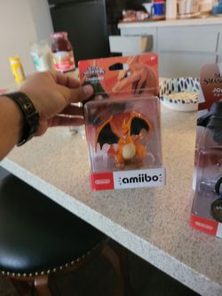 Charizard Amiibo