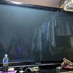 Huge Tv
