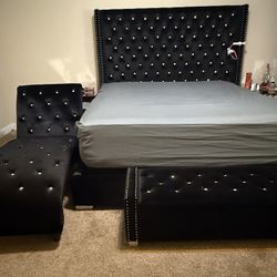 Furniture Sale California king, Sofas EXCELLENT CONDITION 