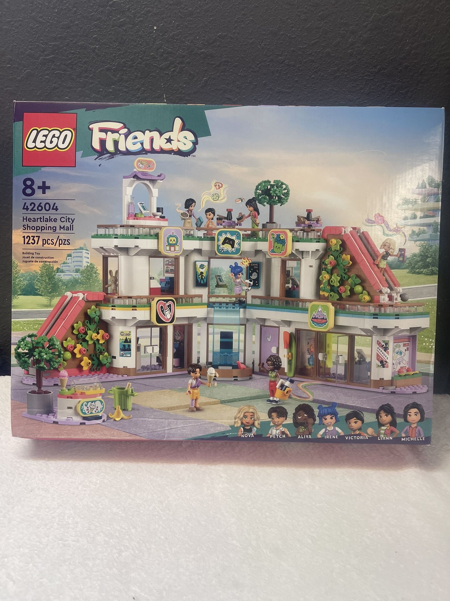 LEGO Friends Heartlake City Shopping Mall Toy 42604