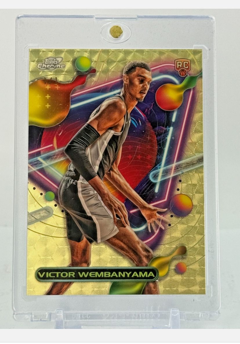 VICTOR WEMBANYAMA 2023-24 TOPPS CHROME COSMIC ROOKIE
