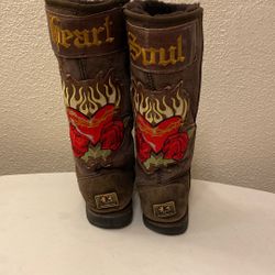 Rare Koolaburra Brown Boots Ladies Size 9