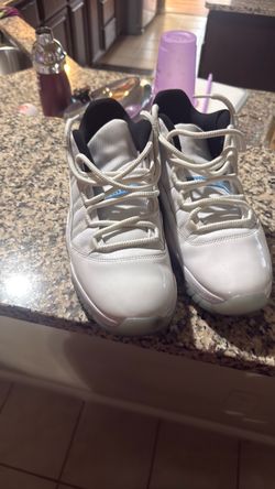 Air Jordan 11 Low Legend Blue Sneakers