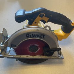 Dewalt 20v 6.5 Inch Circ Saw