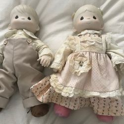 17” Precious Moments Mikey And Debbie 