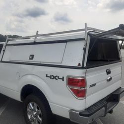 Camper Shell LEER with Side Toolboxes And Aluminum Ladder Rack