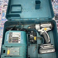 Makita BDF452 Drill Driver 