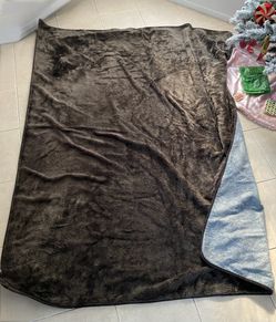 Brown Area Rug (Approx 96 inches x 72 inches, soft and warm) 