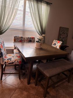 Dinning table