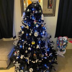 Nightmare Before Christmas Tree