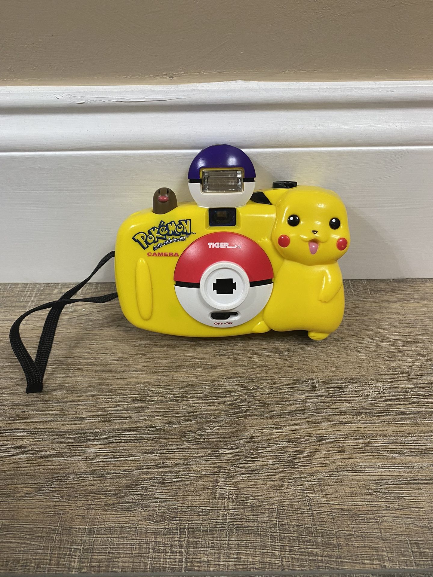 Vintage Pokémon Pikachu Film Camera