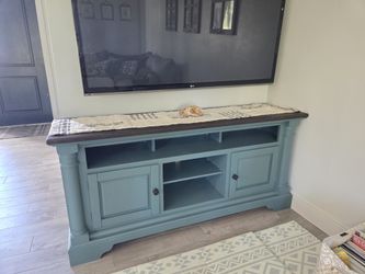 TV Console