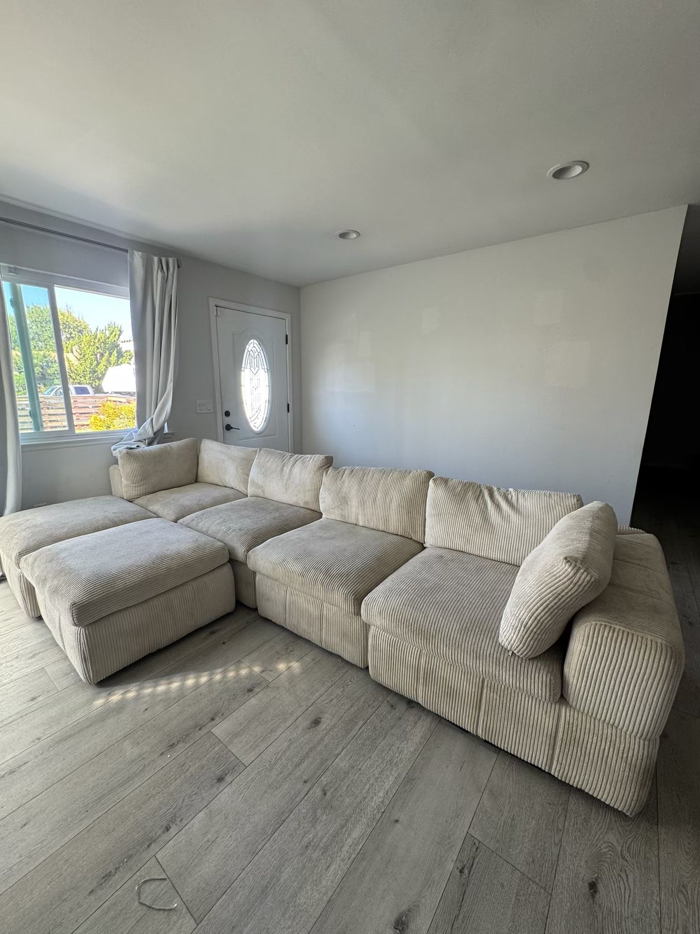 Sectional Couches/sofa