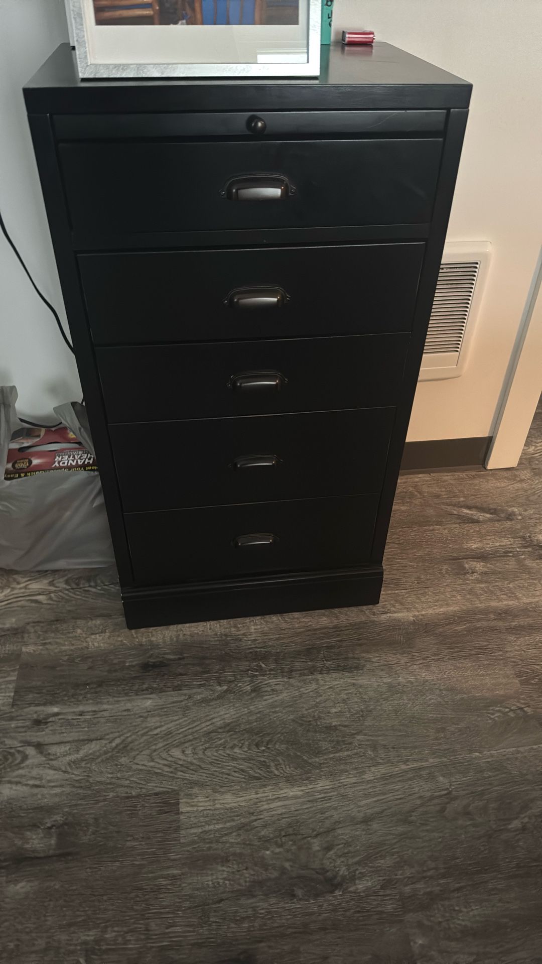 dresser