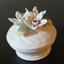 Victorian Trading Co Floral Bone China Trinket/Ring Box