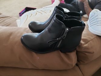 Girls ankle boots