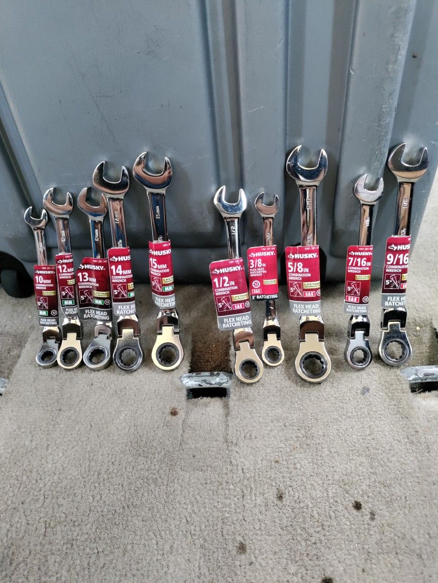 Husky Ratchet Wrench