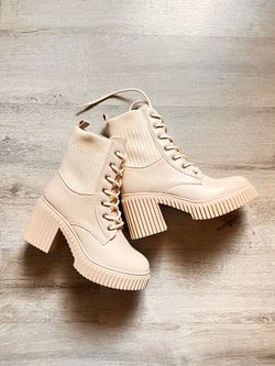 Women Boots