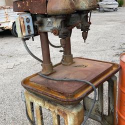 Milwaukee Twin Spindle