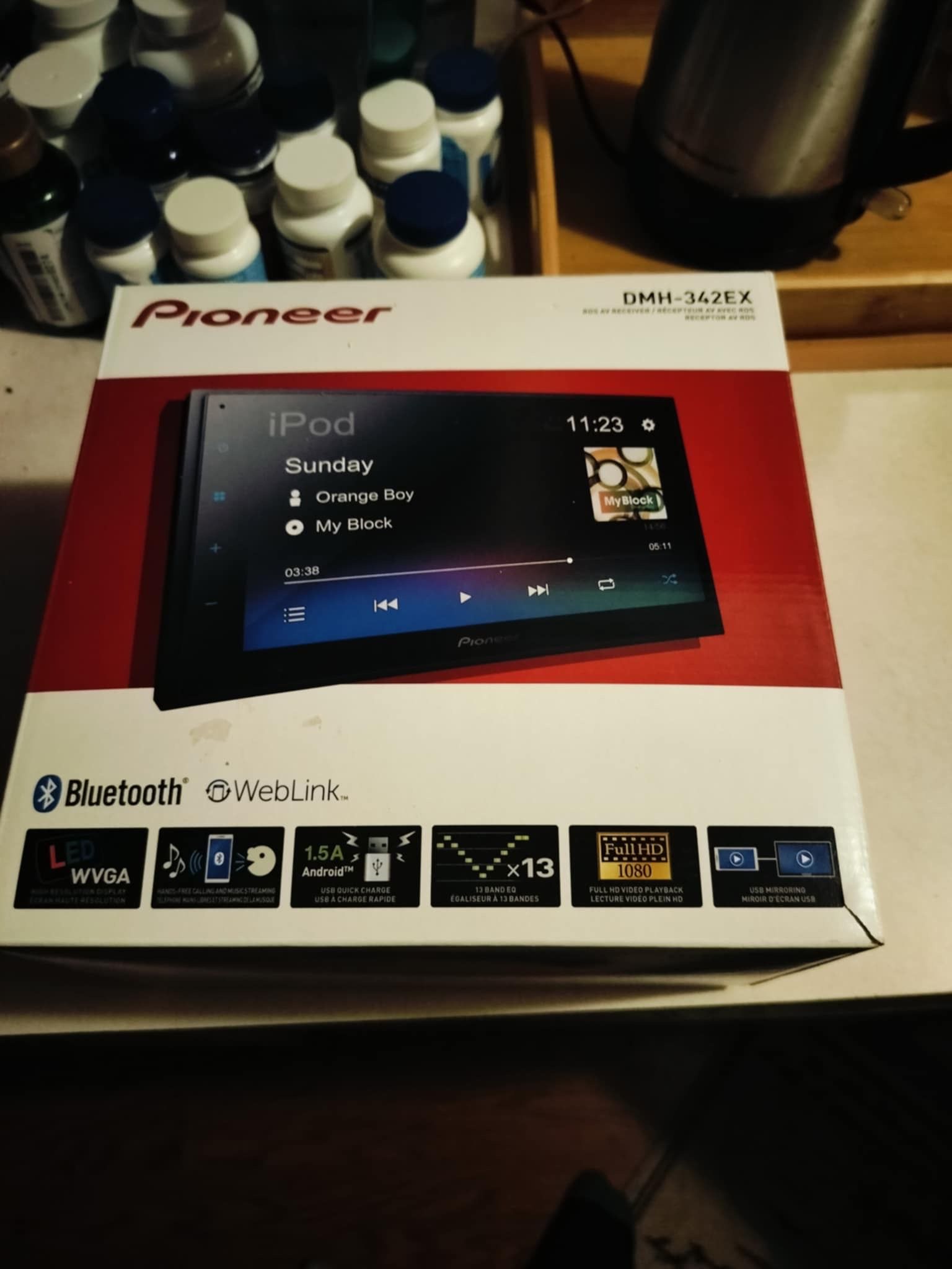 Pioneer DMH-342EX 6.8" Digital Multimedia Receiver with License Plate Camera