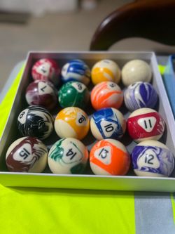 Elephant Balls Marble Rack Billiard Ball Set NEW Complete in Box NOS