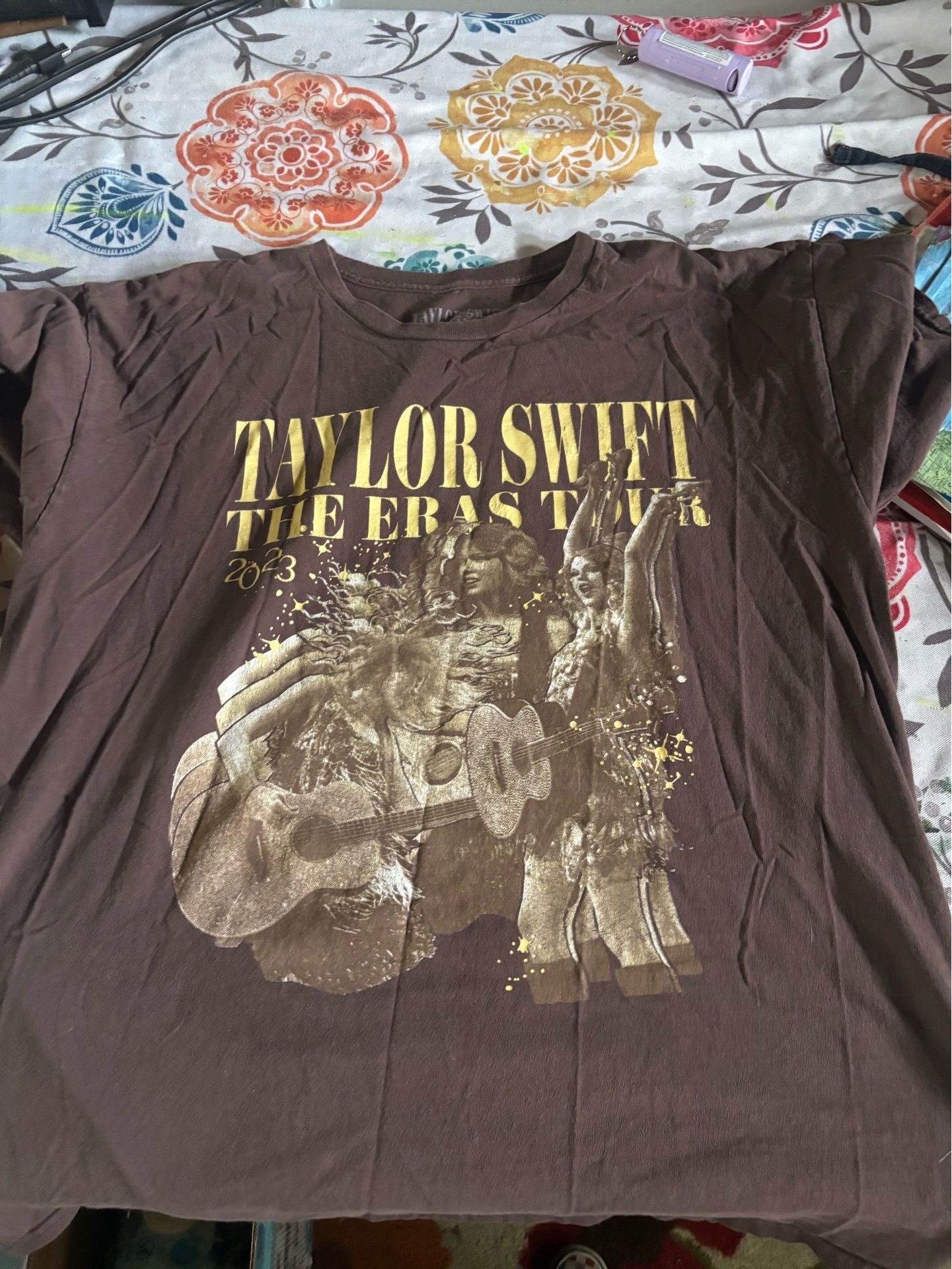 Taylor Swift shirt large