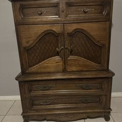 Antique Chest of Drawers, Full Size Bed And Head Board
