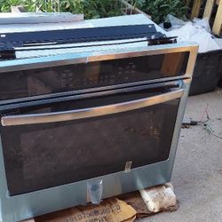 GE® 30" Built-In Single Convection Wall Oven