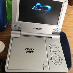 curtis silver portable dvd player