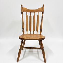 🪑 Vintage Solid Wood Windsor Style Dining Chair - Excellent Condition!