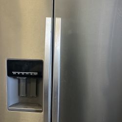 Whirpool Side By Side Fridge
