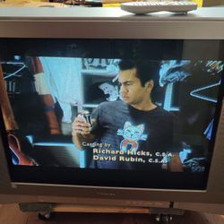  🎮 Toshiba 32” CRT TV – Perfect for Retro Gaming (Model 32AF44)