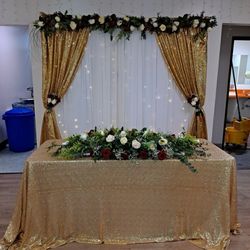Gold Table cover/runners 