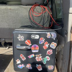 Mini Fridge 