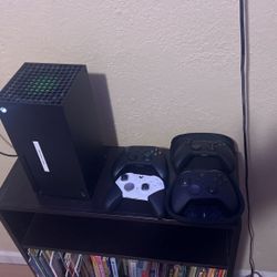 Xbox X  With 3 Elite Wireless 2 Controllers That’s Are 150$ Each So There 500$ Worth Of Controllers 