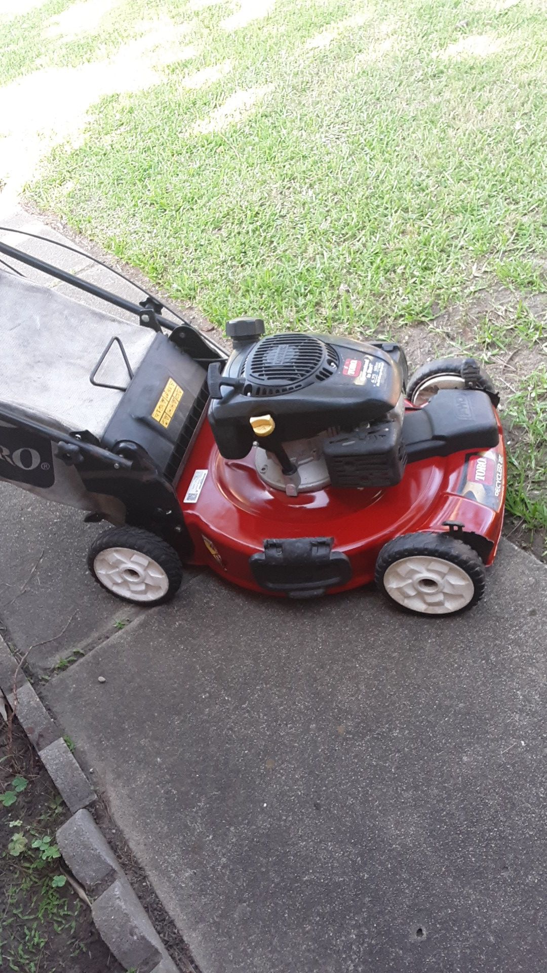 Toro 6.75 hp Lawn Mower for Sale in Missouri City, TX OfferUp