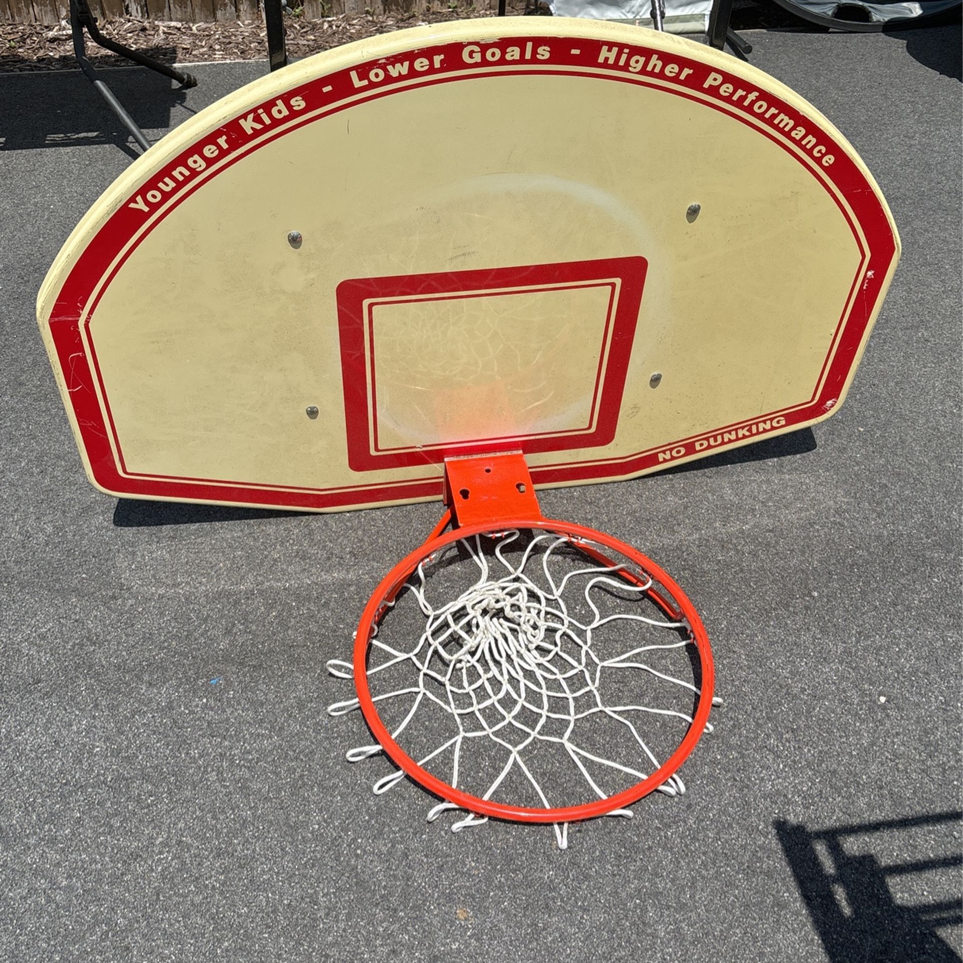 Basketball Hoop Trainer Lowers Hoop