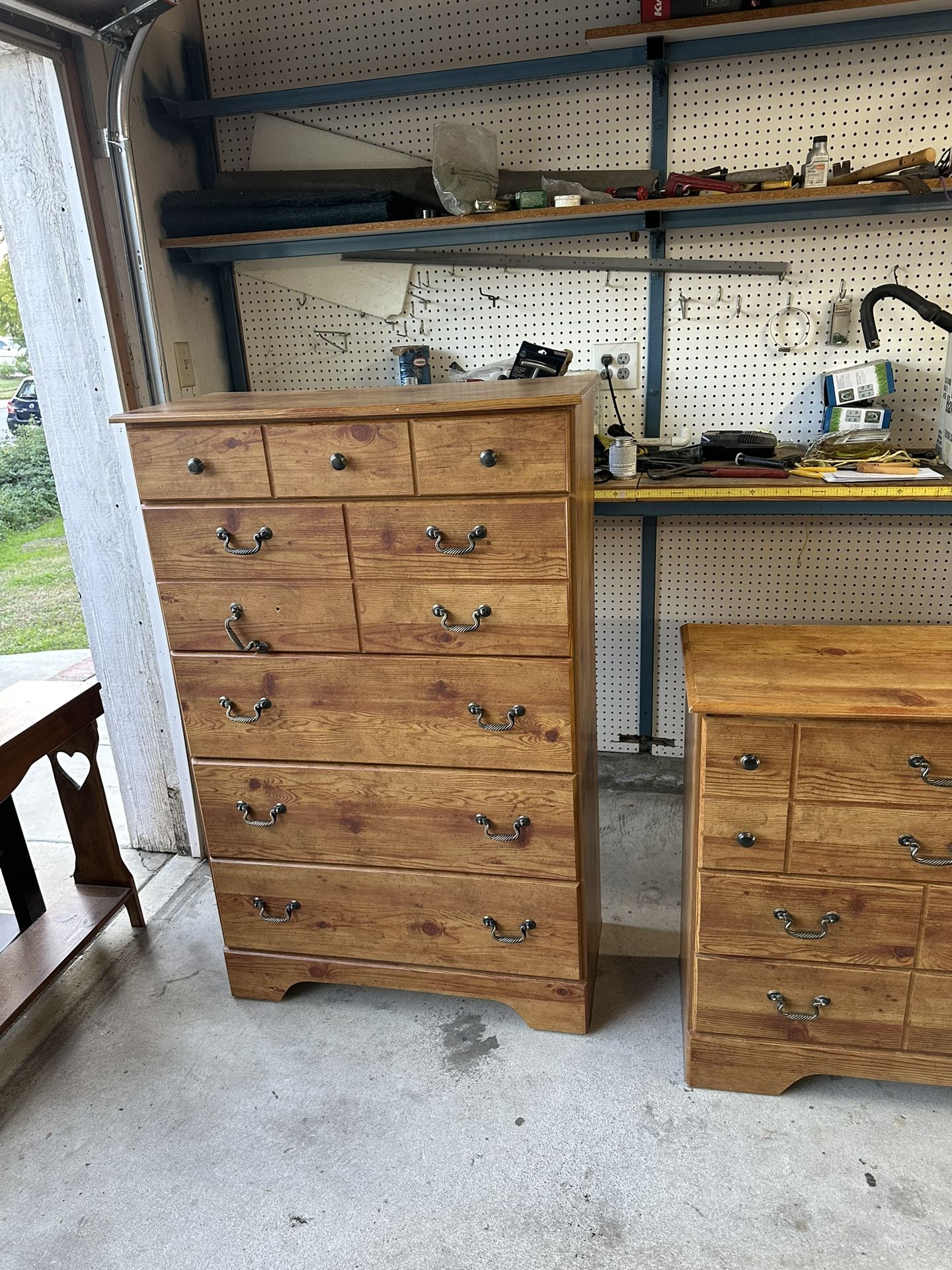 2 Dresser Drawers And Mirror
